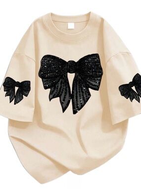 NWOT Apricot-Cream 5XL T-Shirt with Black Bow Print